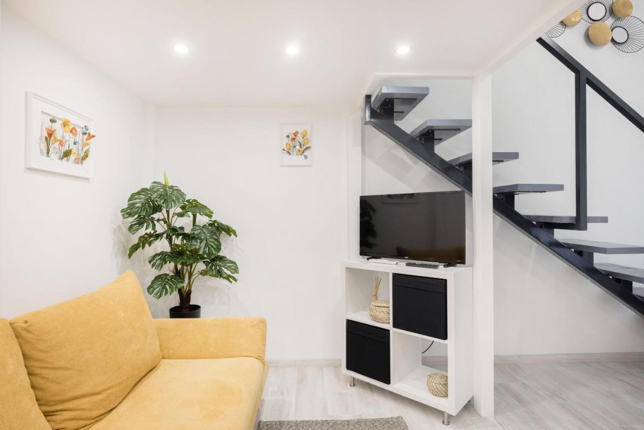 Mirror Apartments บูดาเปสต์ ภายนอก รูปภาพ