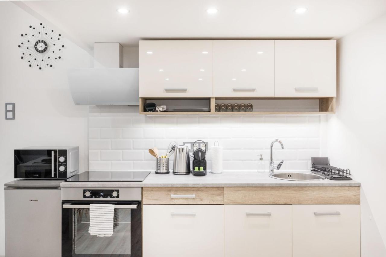 Mirror Apartments บูดาเปสต์ ภายนอก รูปภาพ
