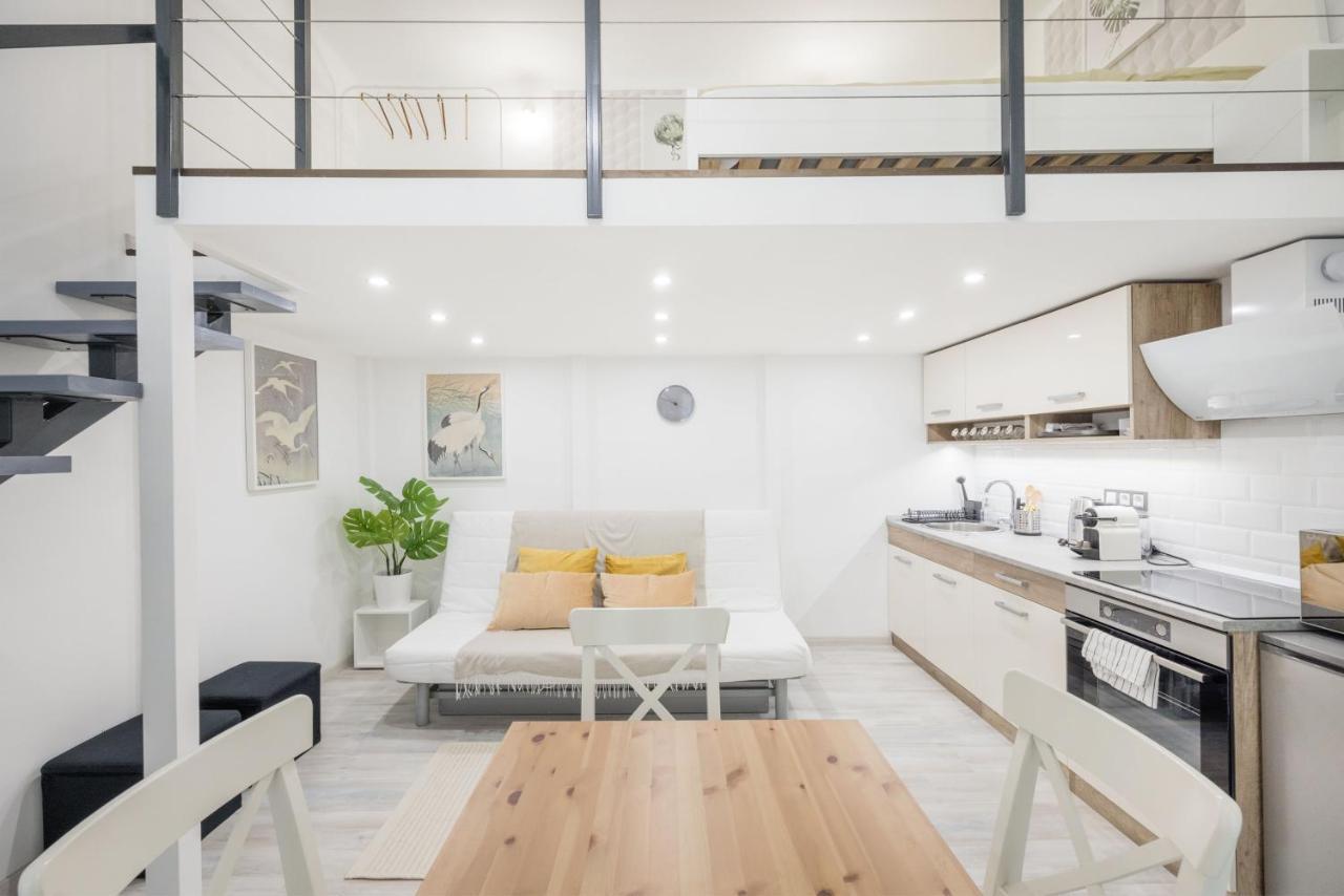 Mirror Apartments บูดาเปสต์ ภายนอก รูปภาพ