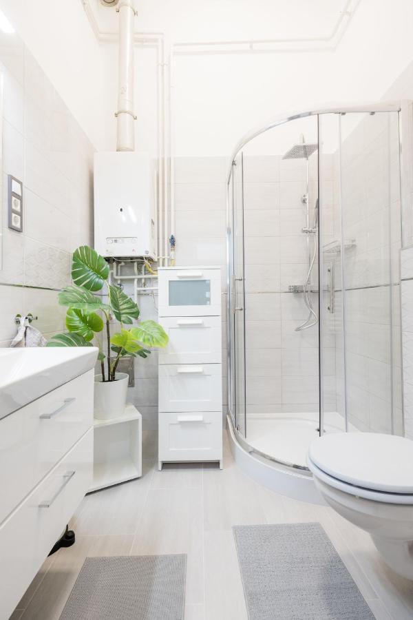 Mirror Apartments บูดาเปสต์ ภายนอก รูปภาพ